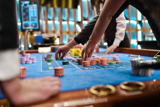 Real-time card dealing on osg